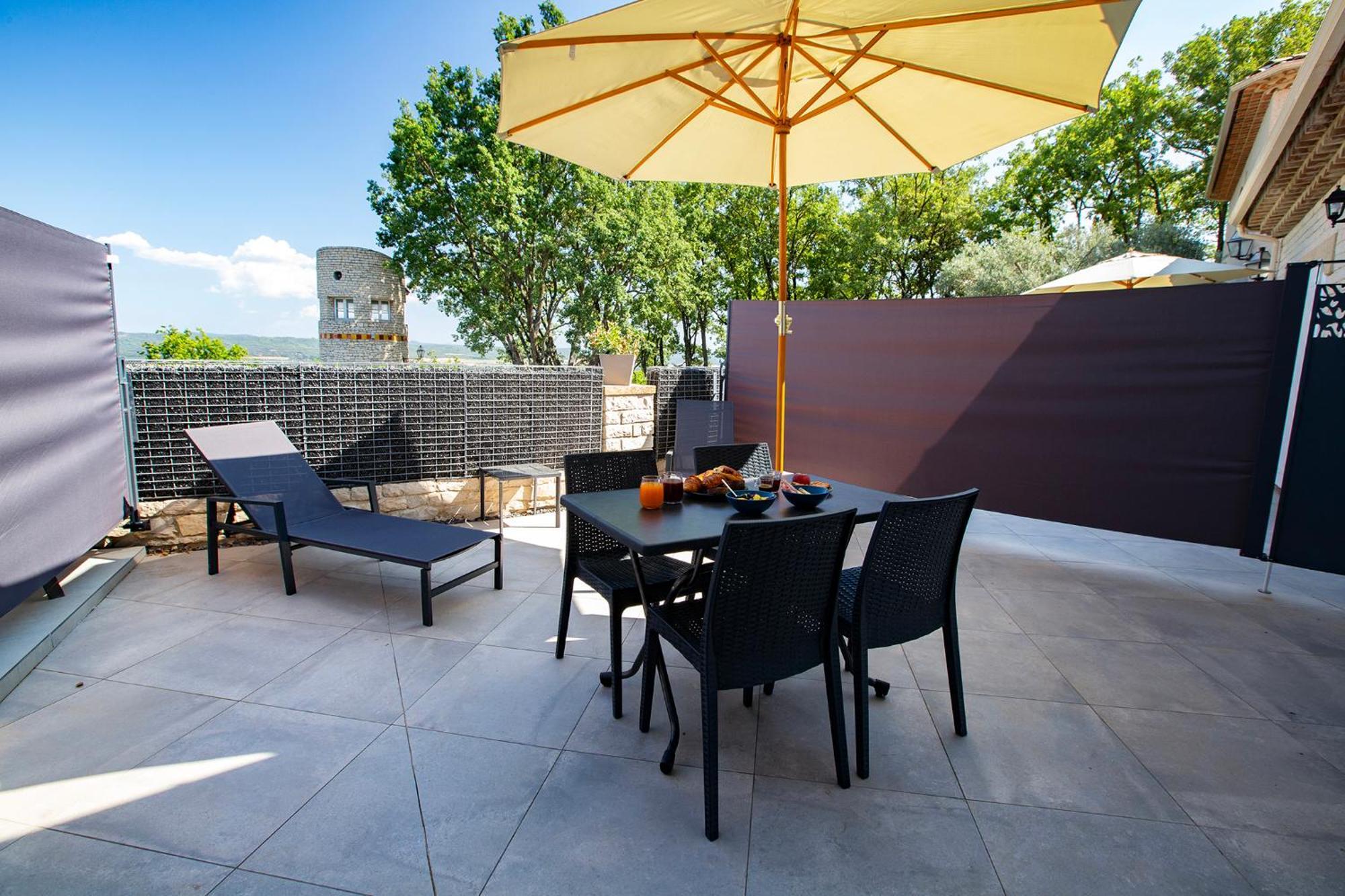 Domaine De La Mautanne Aparthotel Sainte-Tulle Ngoại thất bức ảnh