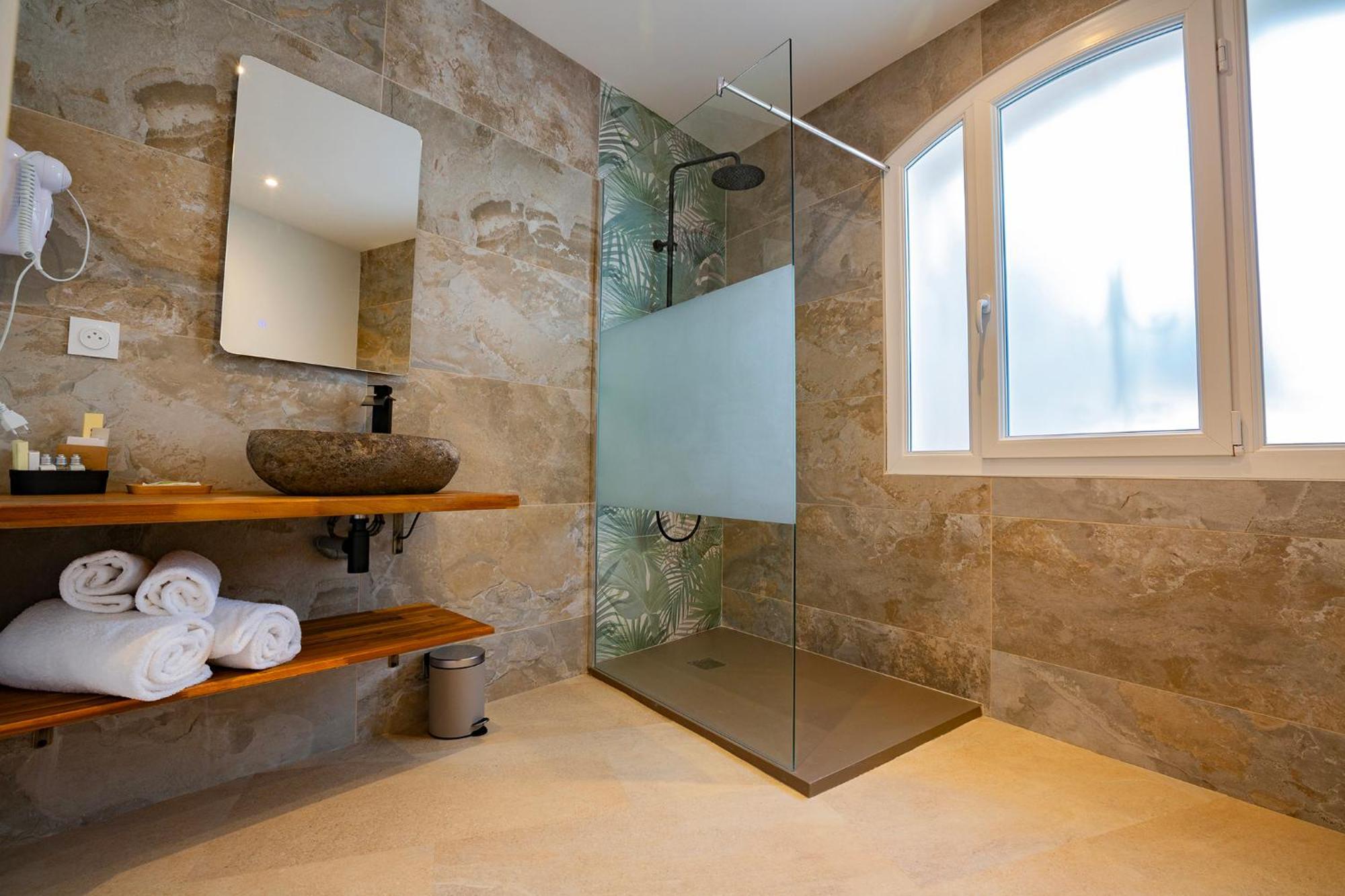 Domaine De La Mautanne Aparthotel Sainte-Tulle Ngoại thất bức ảnh