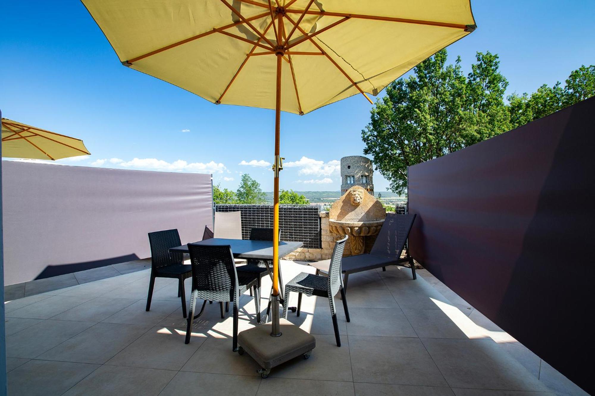 Domaine De La Mautanne Aparthotel Sainte-Tulle Ngoại thất bức ảnh
